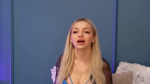 DeeaVIP online show from February 14, 6:43 am