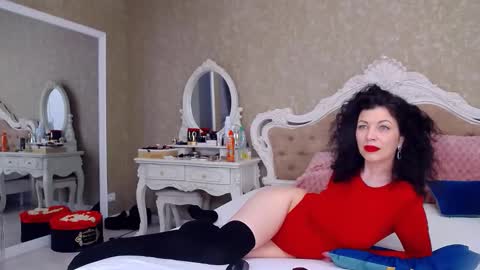 DeenaJay online show from January 10, 6:15 am