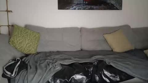 deeply desired online show from March 11, 5:19 pm