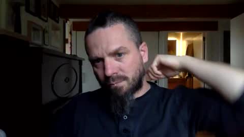 Hermes online show from March 14, 1:38 pm