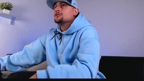  DEIVY  online show from March 28, 2:33 am