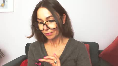 delilah_sweet online show from September 29, 3:17 pm