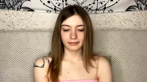 Sia online show from May 22, 7:04 am