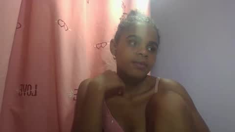 delphine online show from April 14, 10:21 am