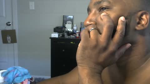 delta7012 online show from February 28, 7:46 pm