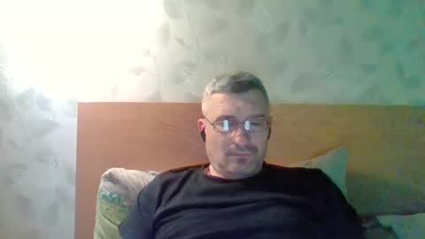 Snapshot of demarco1977 chatting on February 2, 9:34 pm demarco1977 online show from February 2, 9:34 pm