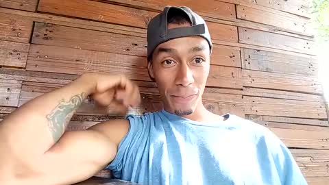 Snapshot of demarcous_nm chatting on September 28, 8:03 pm D.C online show from September 28, 8:03 pm