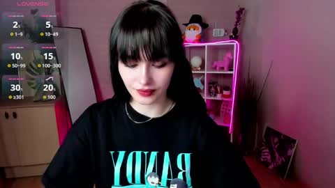 Demetra online show from April 12, 1:54 am