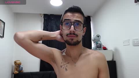 demian_val_4 online show from February 17, 12:01 pm