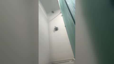 Demon danni online show from April 7, 9:32 am