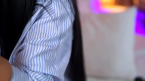 denisedevilles online show from February 1, 10:59 am