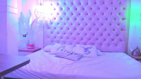 denisse_logan online show from April 8, 3:50 am