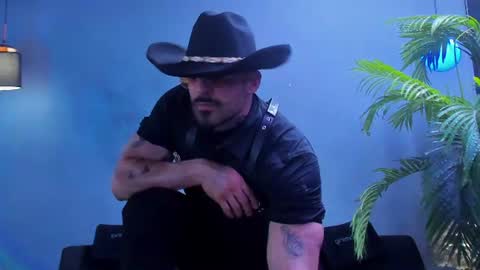 Snapshot of dennis_cox_ chatting on July 9, 12:26 am dennis_cox_ online show from July 9, 12:26 am