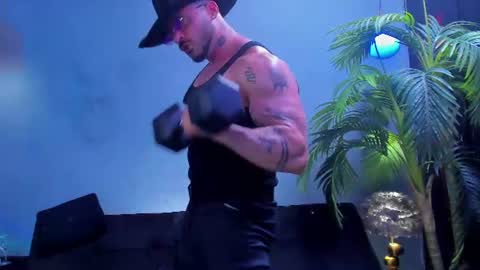 Snapshot of dennis_cox_ chatting on July 24, 1:14 am dennis_cox_ online show from July 24, 1:14 am