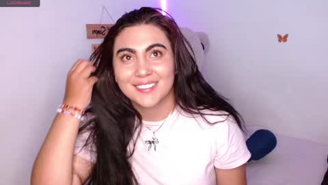 Snapshot of dennis_love_ chatting on December 18, 4:42 am rosse online show from December 18, 4:42 am