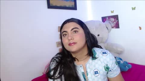 Snapshot of dennis_love_ chatting on February 5, 4:28 am rosse online show from February 5, 4:28 am