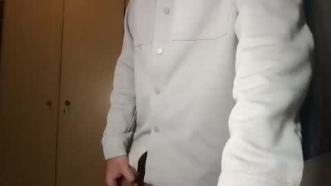 Snapshot of denniscuumm chatting on March 9, 11:25 am denniscuumm online show from March 9, 11:25 am