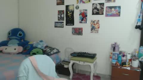 derek_44 online show from February 13, 12:17 am