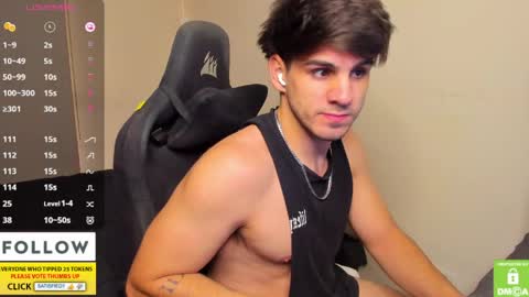 Derekcb online show from May 15, 11:17 am