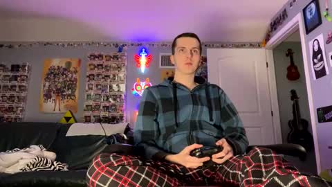 derekdings online show from April 16, 1:56 pm