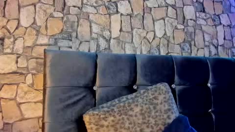 DEREKK   online show from January 23, 6:06 am