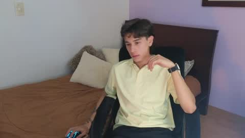 Derek online show from May 13, 9:22 pm