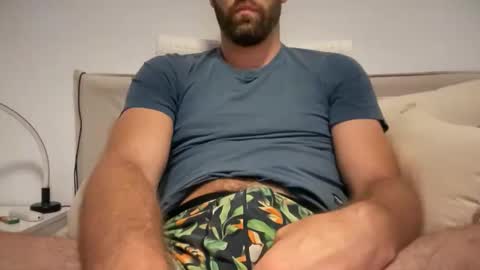 derelict13 online show from June 9, 10:32 pm