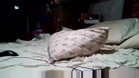 derick1961 online show from March 28, 3:17 am