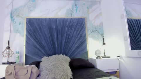 Snapshot of derieri_blush chatting on May 24, 6:57 pm Deri online show from May 24, 6:57 pm