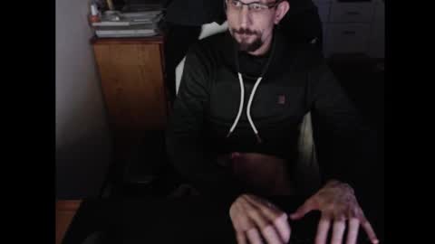 dermattes online show from January 10, 1:57 pm