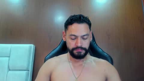 DerryBigger CM online show from September 25, 6:33 pm