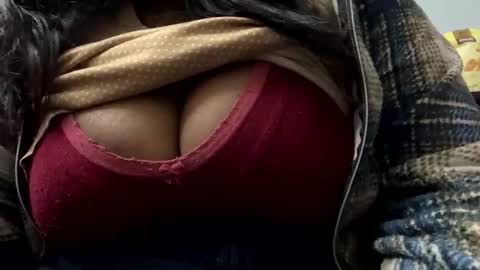 Snapshot of desi_punjabn chatting on January 14, 3:45 am simran online show from January 14, 3:45 am