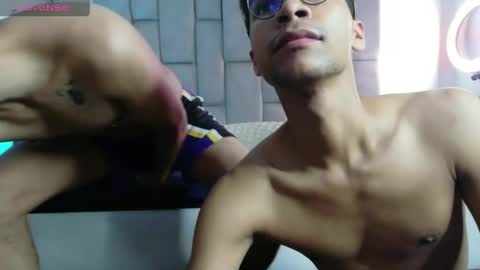 desire4duo online show from May 2, 9:47 am