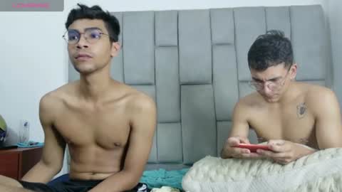 desire4duo online show from August 6, 12:29 pm