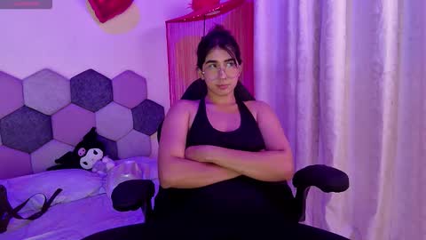 TORI AND MR. BEAR online show from March 26, 6:13 pm