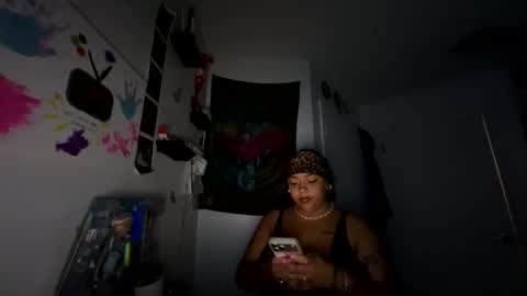 desiresxmoe online show from June 11, 4:21 am