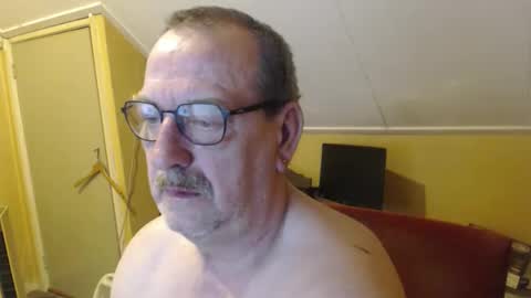 destelp online show from March 27, 11:48 pm