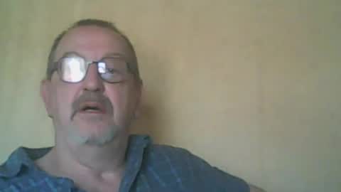 Snapshot of destelp chatting on July 12, 4:09 pm destelp online show from July 12, 4:09 pm