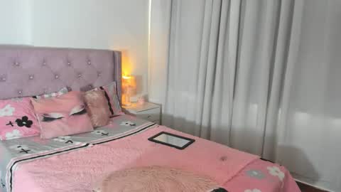 destinysweet21 online show from February 25, 3:10 pm