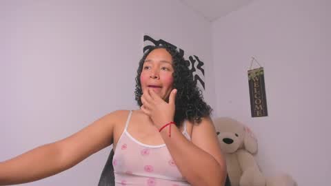 desty_y online show from April 12, 4:39 am