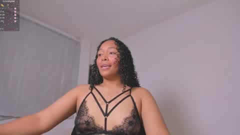 desty_y online show from June 23, 12:08 am