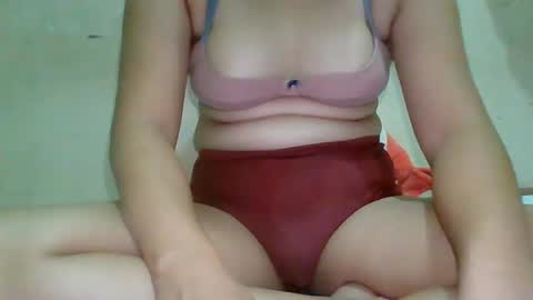 desurvv0999 online show from January 3, 1:03 pm