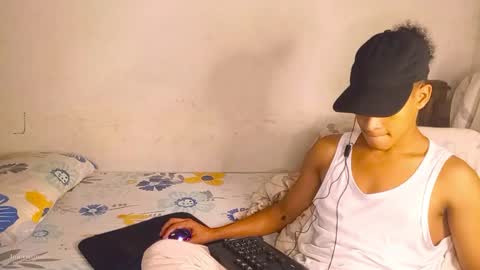 deus_steim online show from November 30, 2:26 am