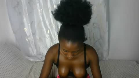 Snapshot of devilish_3710 chatting on June 20, 4:48 am devilish_3710 online show from June 20, 4:48 am