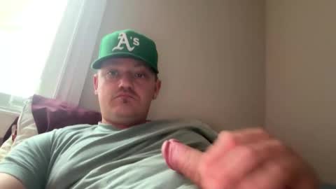 Snapshot of devilslick chatting on March 8, 12:30 pm WingInIt online show from March 8, 12:30 pm