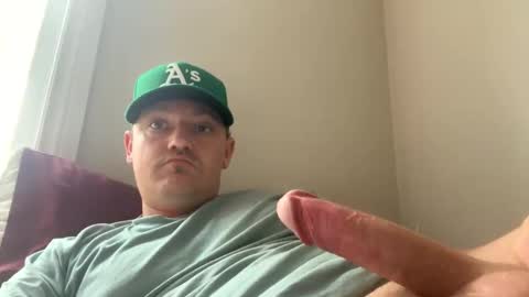 Snapshot of devilslick chatting on March 8, 4:50 pm WingInIt online show from March 8, 4:50 pm