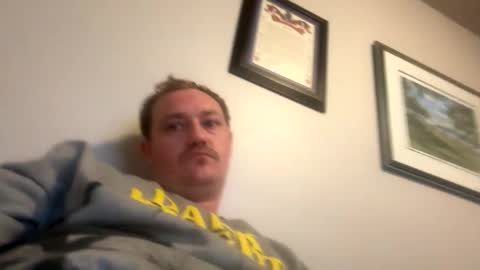 Snapshot of devilslick chatting on November 11, 7:41 am WingInIt online show from November 11, 7:41 am