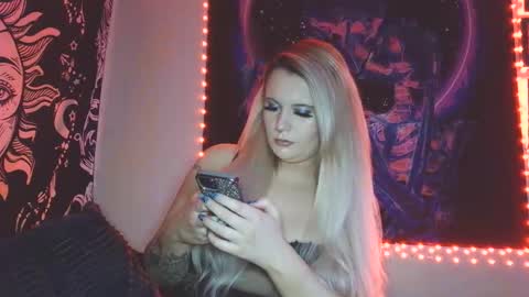 devyn winter online show from January 14, 7:41 pm