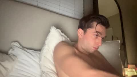 devyy333 online show from December 8, 1:46 am