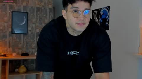 JULIAN online show from June 11, 2:53 am